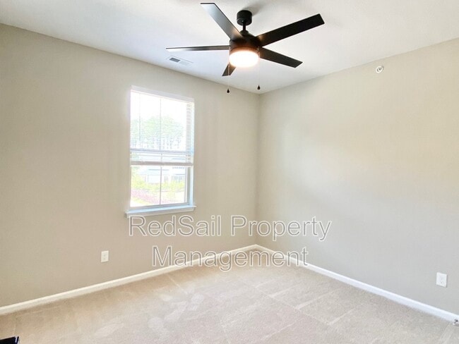 Building Photo - 1501 Kathy Ann Wy E