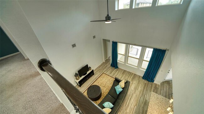 Building Photo - 11907 Singer Ct