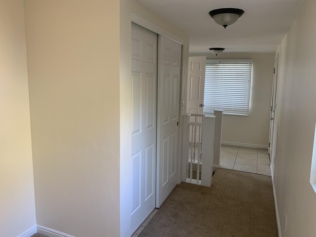 Building Photo - 265 S 1135 W