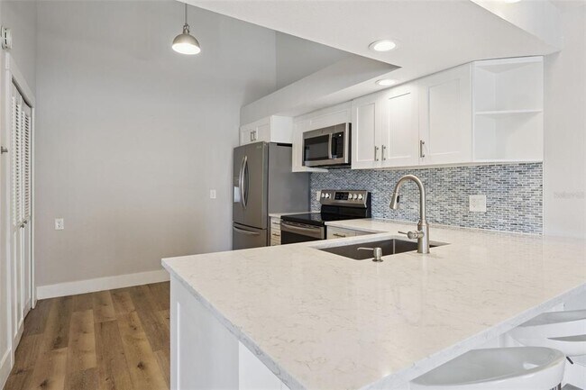 Building Photo - 7301 Spring Villas Cir