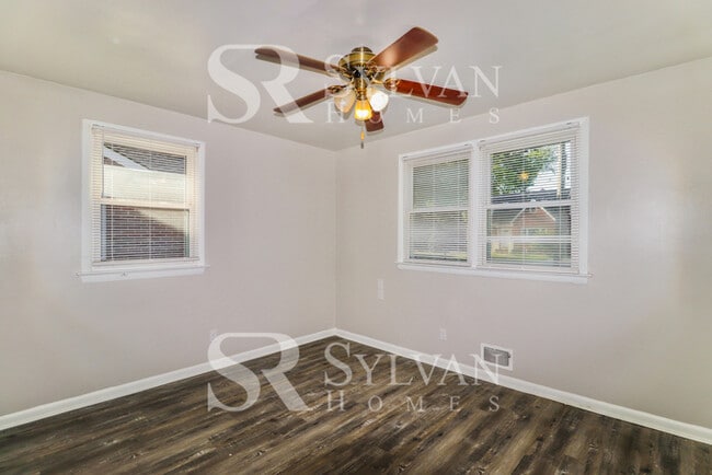 Building Photo - Lease today! No extra charge for contentme...