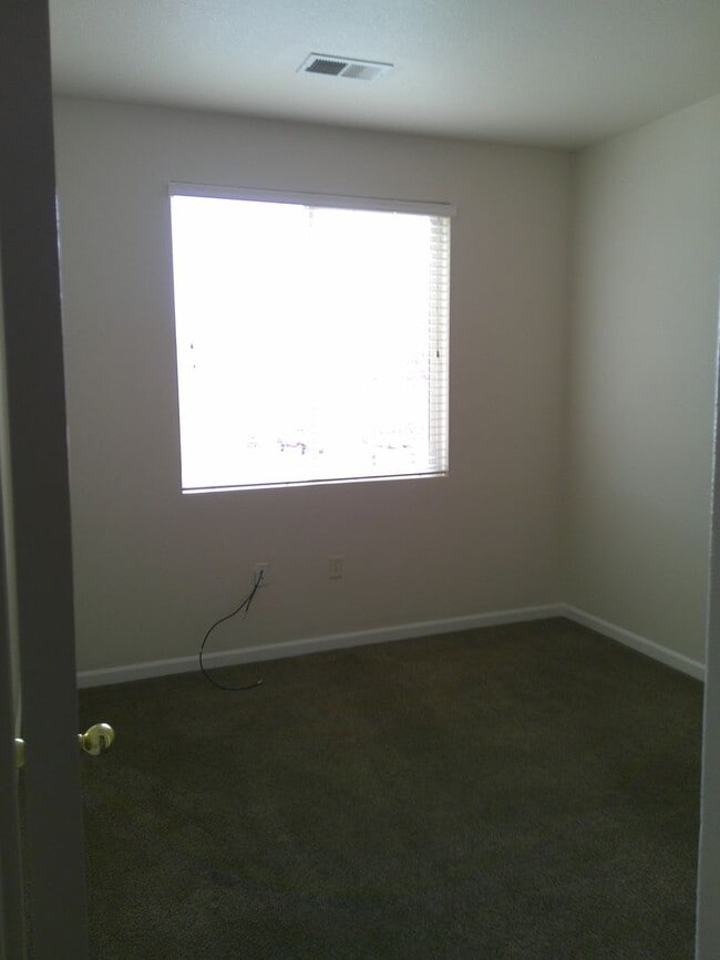 Building Photo - 3 Bedroom Fairways Condo in Wingfield Springs