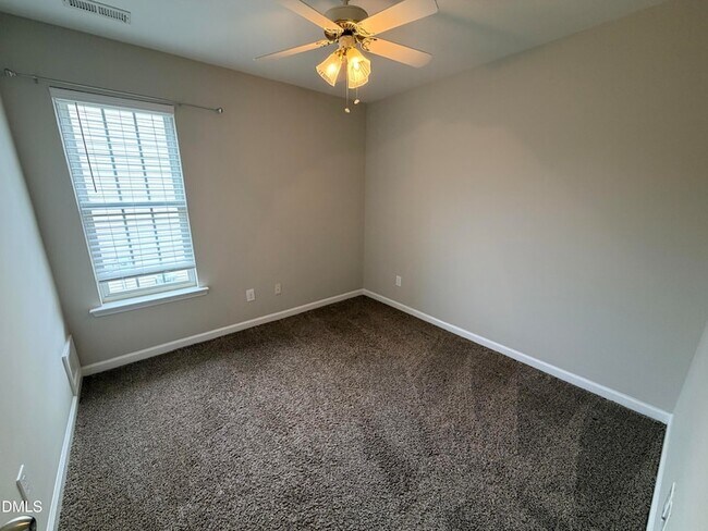 Building Photo - 620 Woodson Dr