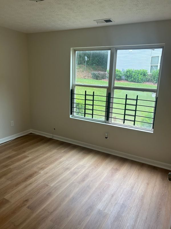 Building Photo - 8102 Fairington Village Dr