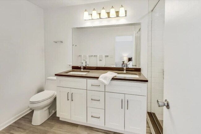 Building Photo - 36856 N Hickory Ct