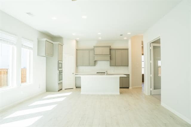 Building Photo - 3112 Cottontail Dr