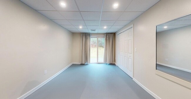 Building Photo - 8 Knollwood Ct