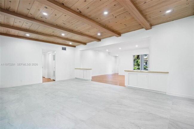 Building Photo - 1235 Algardi Ave