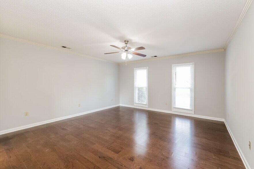 Building Photo - 2641 Hearth Stone Dr