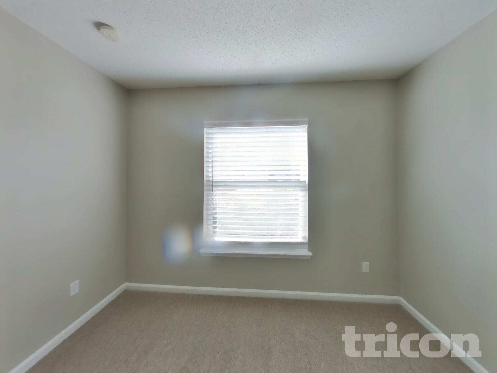 Building Photo - 6669 Southern Oaks Dr