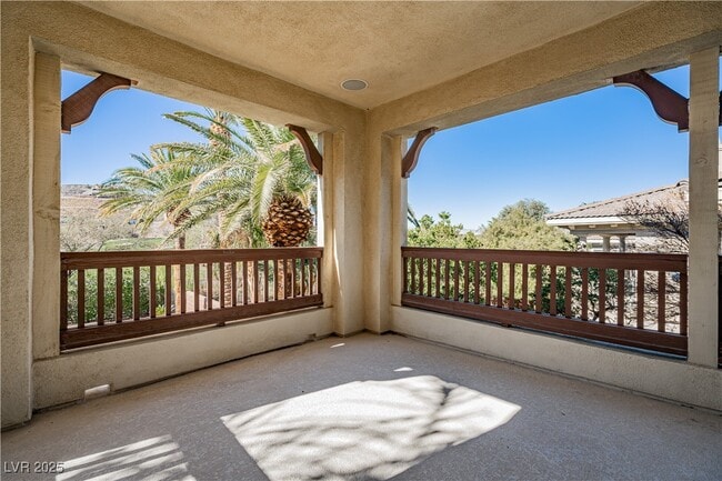 Building Photo - 1423 Foothills Village Dr