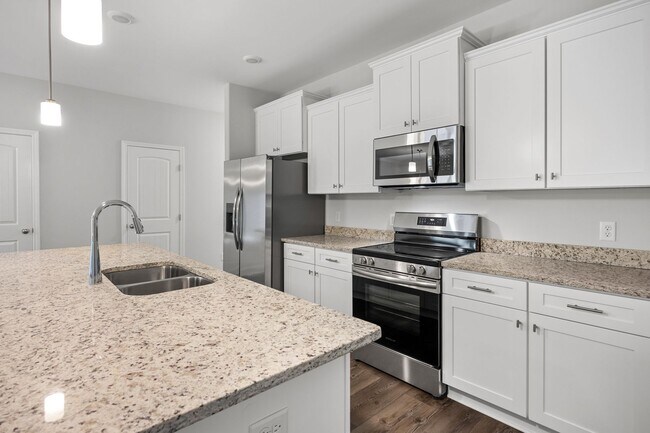 Building Photo - Brand New Townhome in Pooler GA