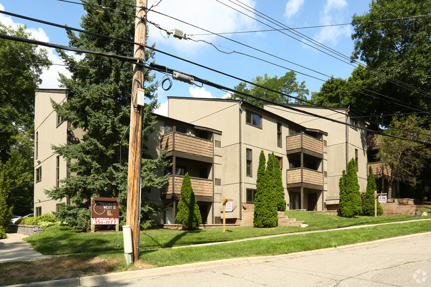 Primary Photo - Treehouse West Apartments