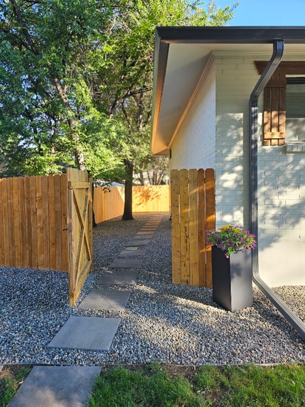 Building Photo - 4153 W Eldorado Pl