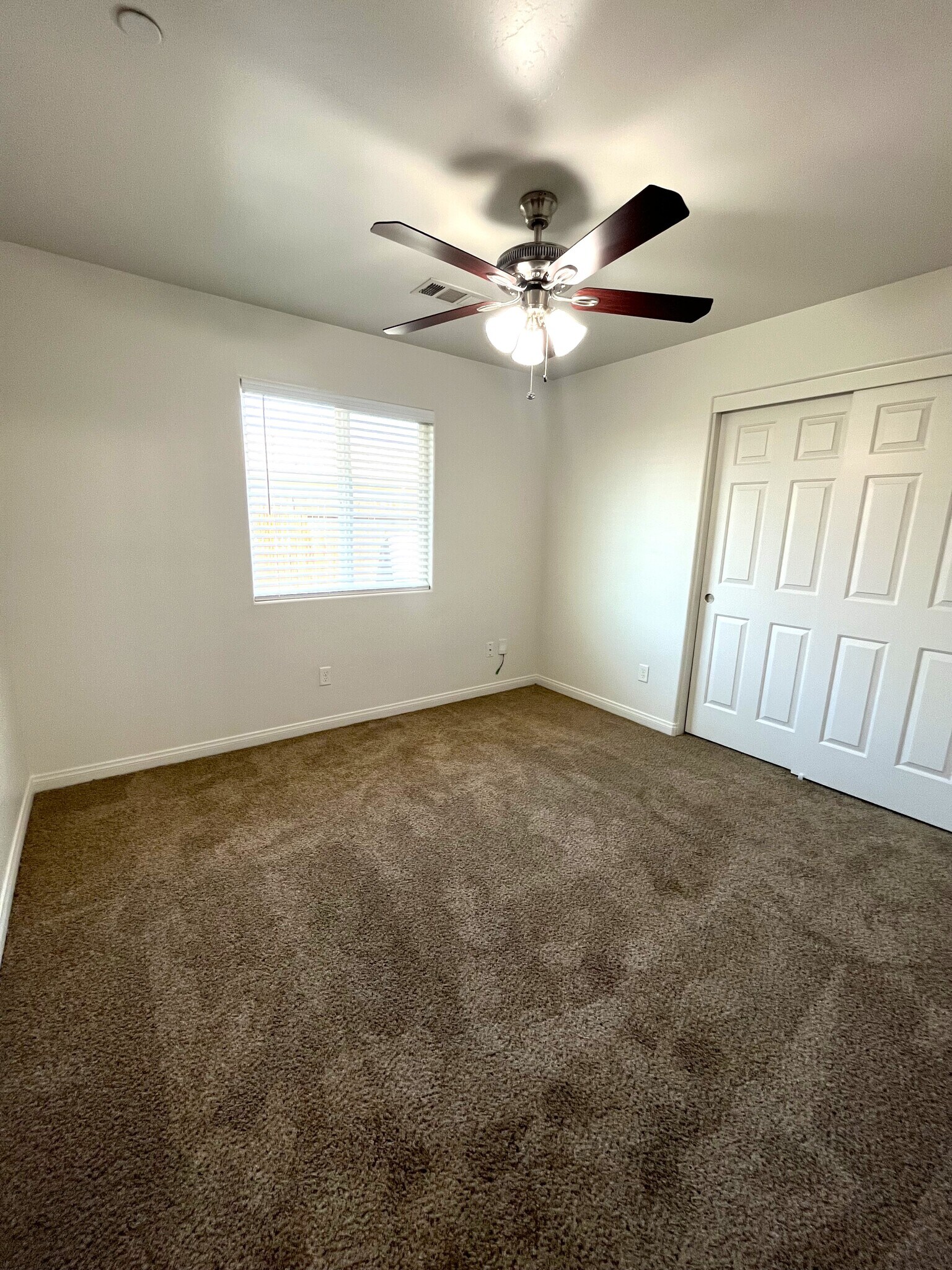 Building Photo - 6125 Kendra St