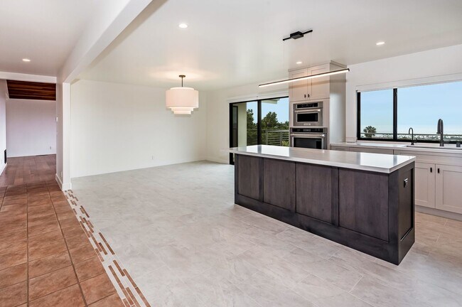 Building Photo - 159 Cedar Ln