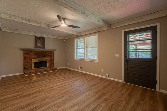 Building Photo - Now available! Renovated!