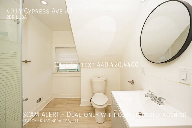 Building Photo - 4014 Cypress Ave