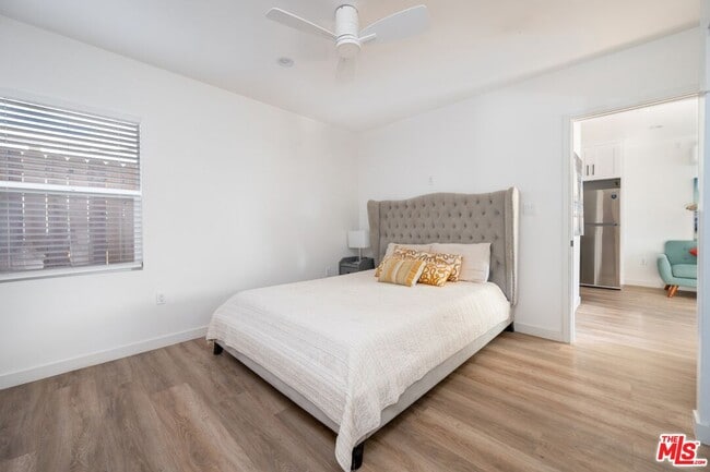 Building Photo - 4727 W 18th St