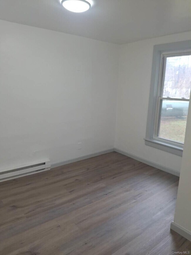 Building Photo - 17 Canal St