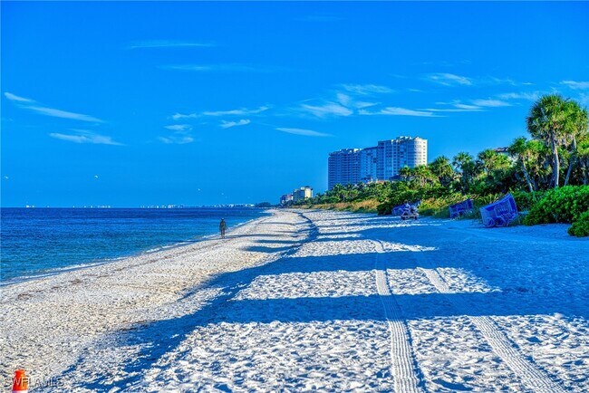 Building Photo - 900 L'Ambiance Cir