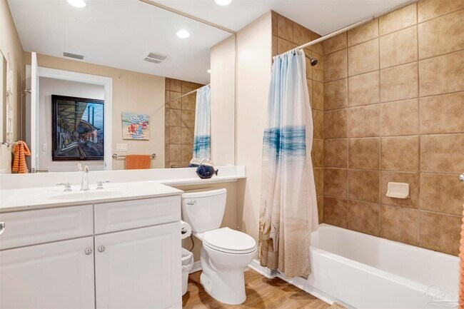 Building Photo - 645 Lost Key Dr