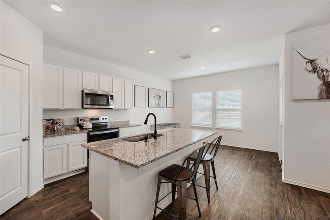 Building Photo - 18517 Cremello Dr