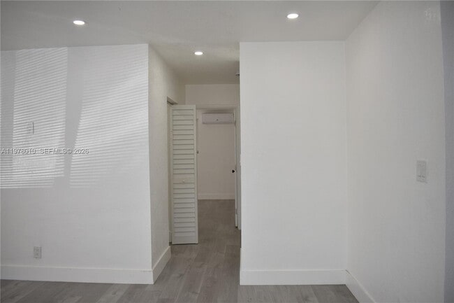 Building Photo - 900 NW 8th Ave