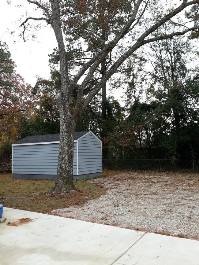 2215 Bragg Boulevard 2215 Bragg Blvd Fayetteville NC 28303