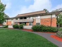 Building Photo - Whispering Hills Apartments