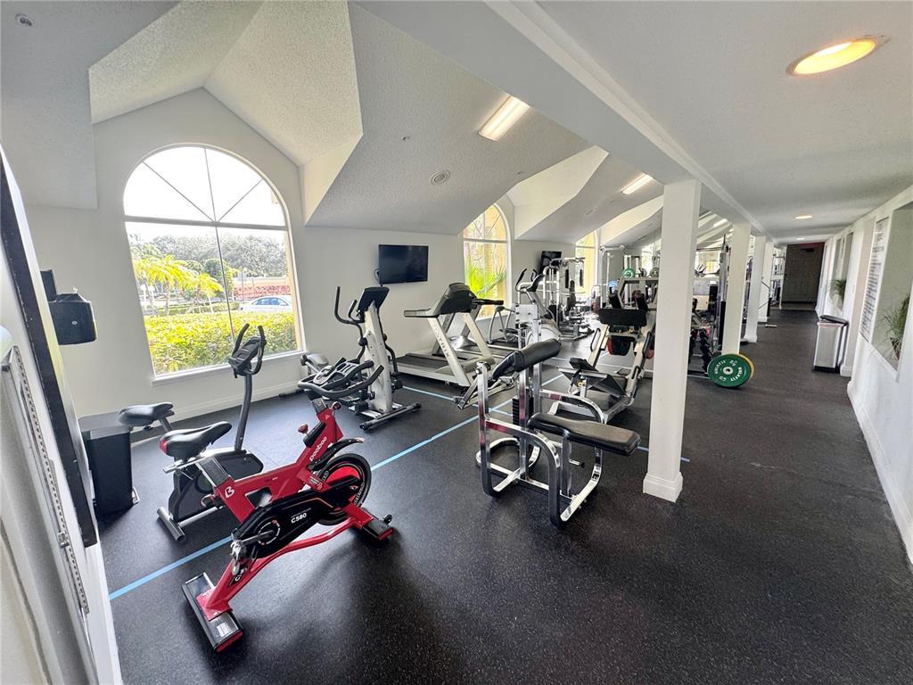 Building Photo - 643 Vista Isles Dr