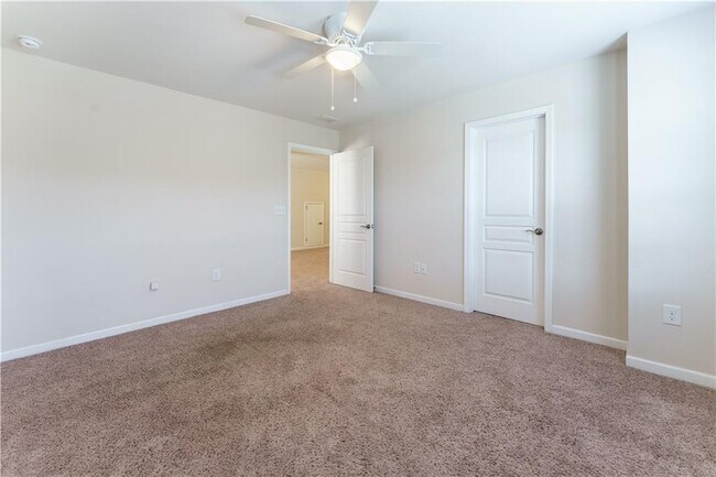 Building Photo - 3557 Ashby Pond Ln