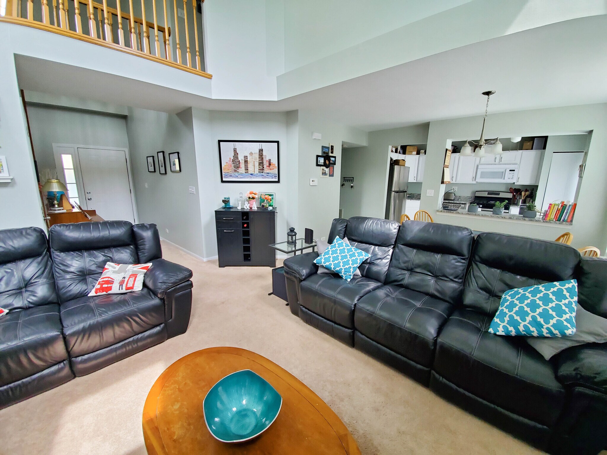 Family room - 344 S Lancelot Ln