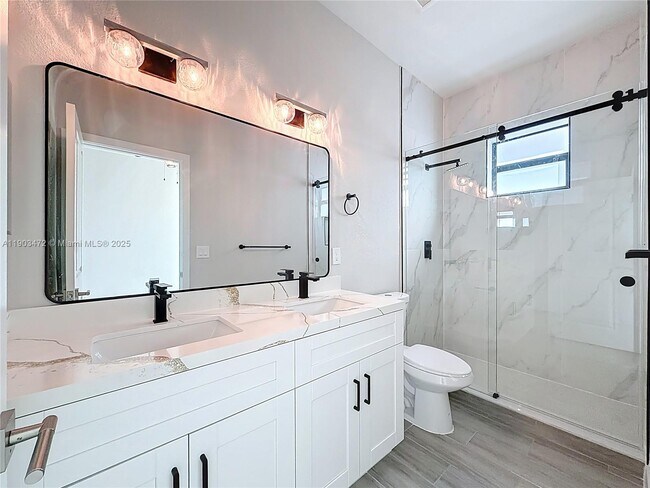 Building Photo - 410 NW 41st St