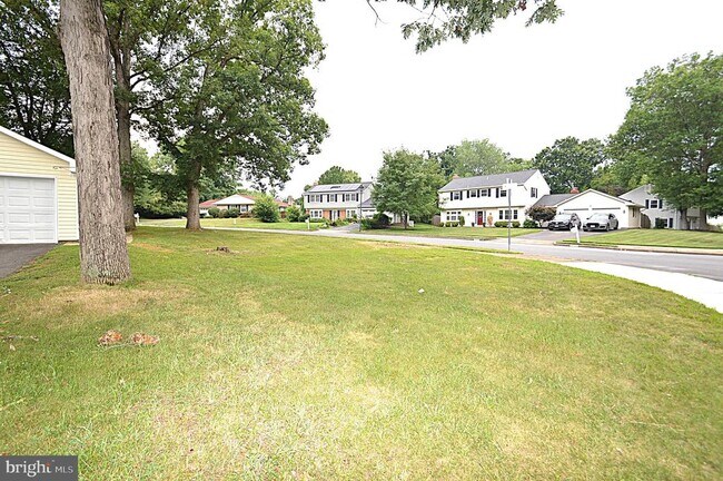 Building Photo - 13145 Melville Ln