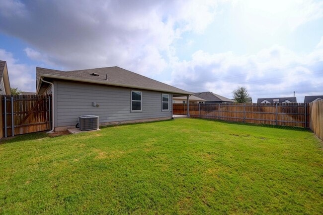 Building Photo - 1009 Marvin Wy