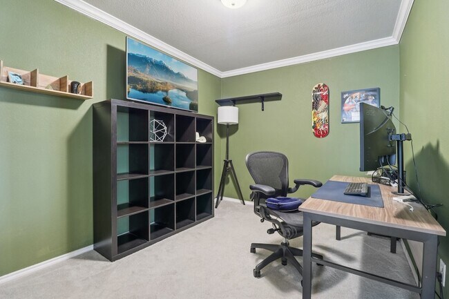 Building Photo - 475 Grenada Lk Dr