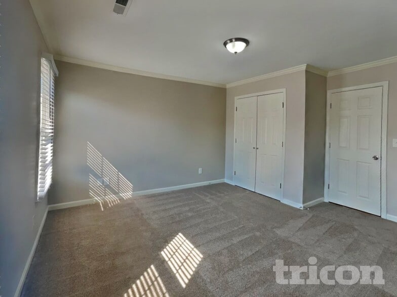 Building Photo - 6013 Rittenhouse Rd