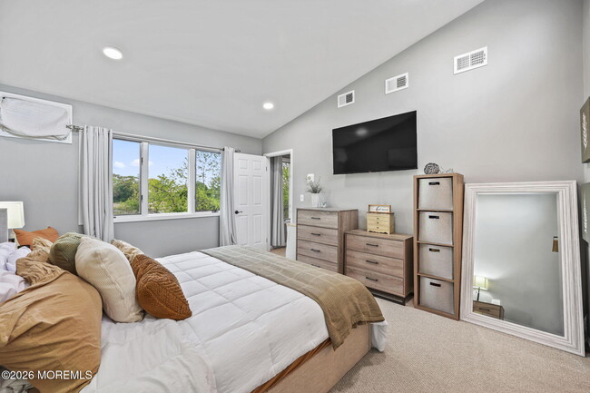 Building Photo - 2 Oyster Creek Dr