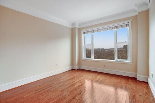 Building Photo - 2600 Pennsylvania Ave NW