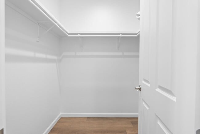 Building Photo - Furnished Luxury Ocean Front Estate in Waianae with Old Hawaii rural setting- 3/5 Luxury, 2 story...