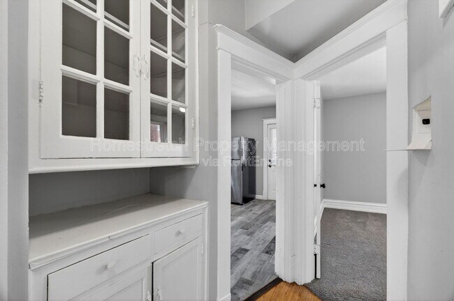 Building Photo - 3923 Miami St