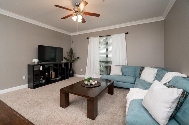 Building Photo - 2299 Lone Star Dr