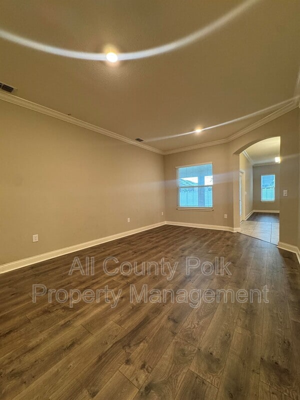 Building Photo - 272 Walkers Point Dr