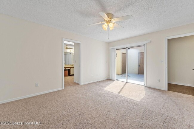 Building Photo - 763 Green Valley Ln