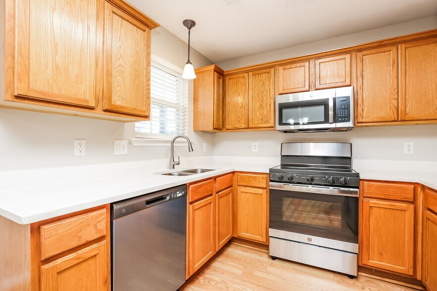 Building Photo - 820 Thomas Bay Ct