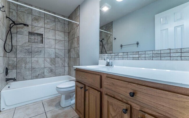 Building Photo - 3224 Arroyo Bluff Ln