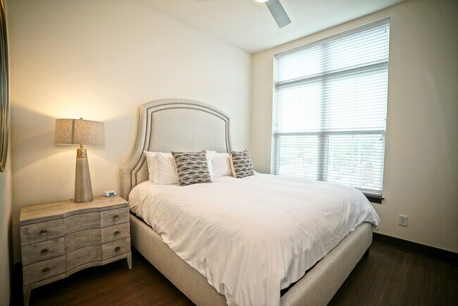 Building Photo - 707 Richard Arrington Jr Blvd S