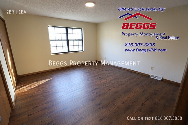 Building Photo - 401Dains St.-