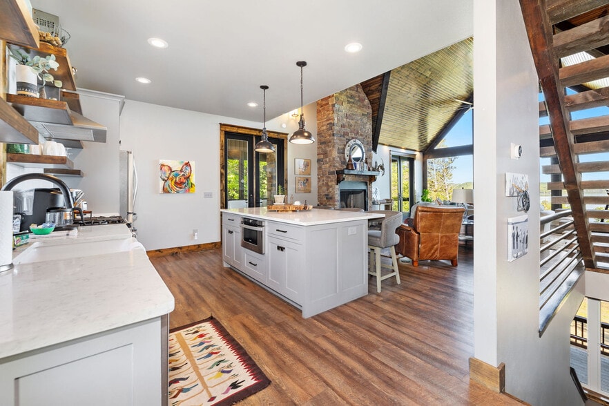 Building Photo - 8760 Stuckey Ln